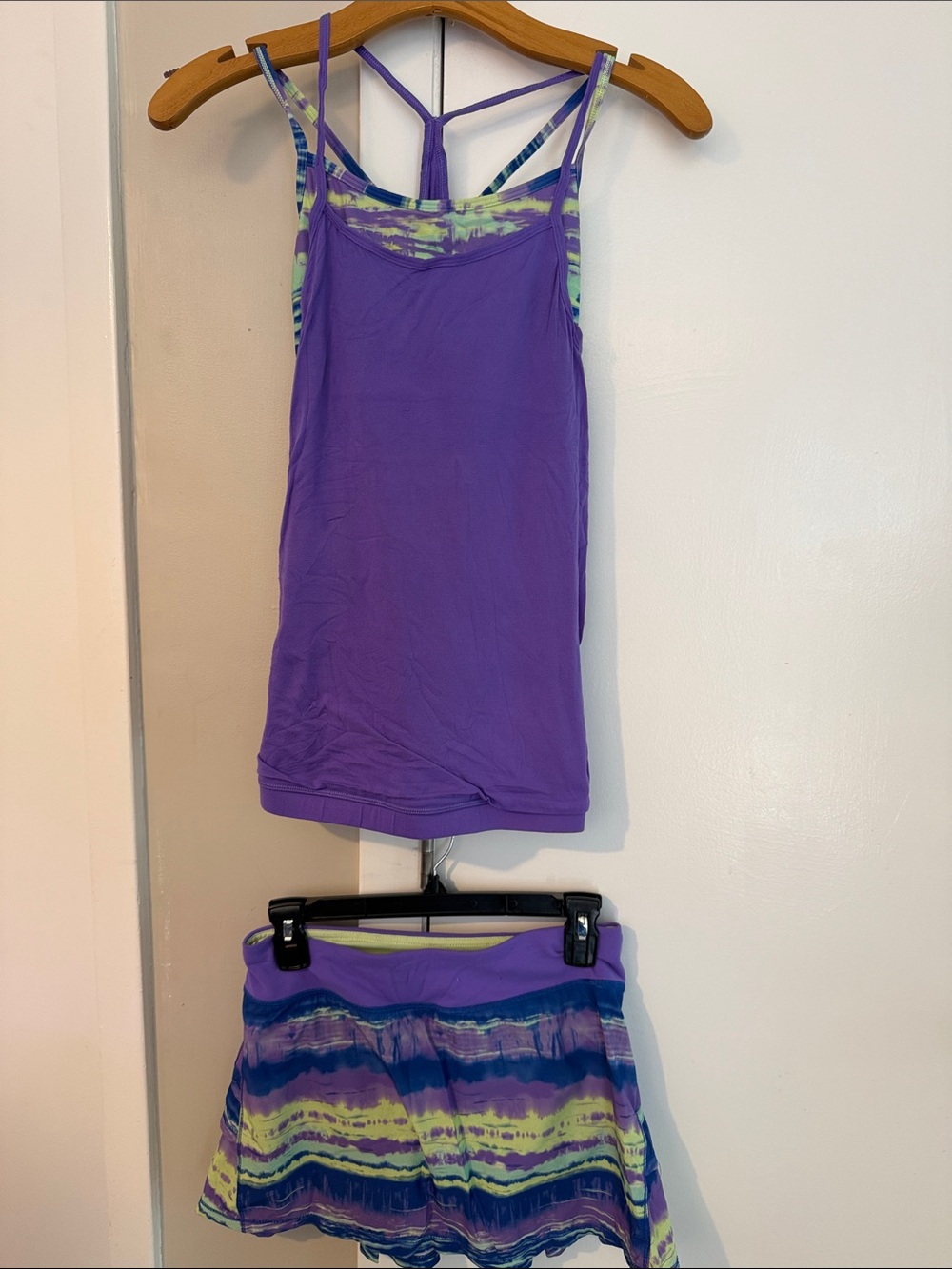 Ivivva Girls scrappy  tank & Multicolor Skort Active Set